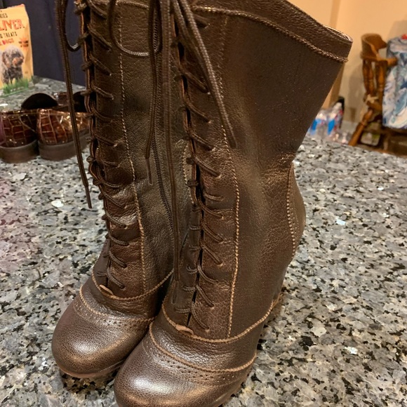 Steve Madden high heel boots lightly used - Picture 2 of 8